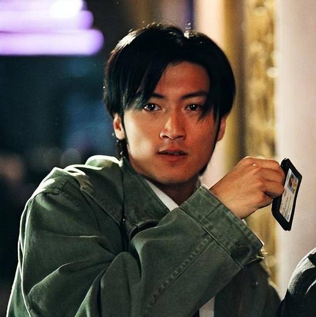 始！谢霆锋、周星驰、张颂文要掀起一波新高潮九游会j9入口登录新版票房破14亿只是开(图4)